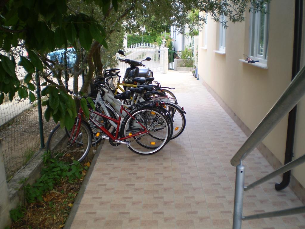Apartments Tare, Free Parking Vodice Oda fotoğraf