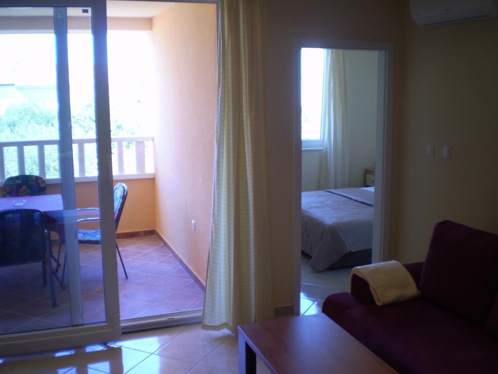 Apartments Tare, Free Parking Vodice Oda fotoğraf