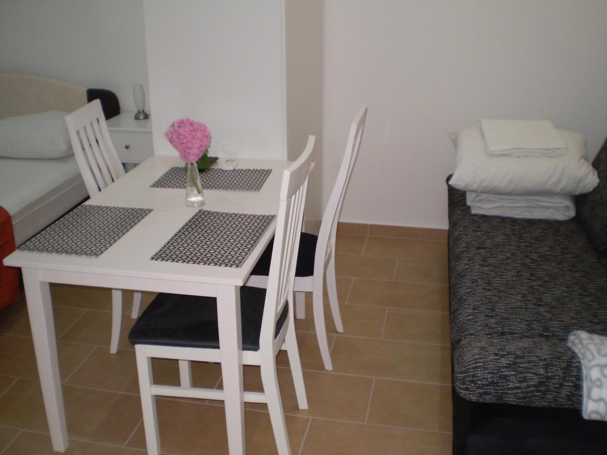 Apartments Tare, Free Parking Vodice Oda fotoğraf